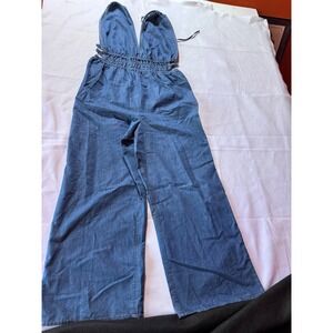 Indulge In Style Denim Jumpsuit XL Blue Wide Leg Halter V-Neck Smocked Waist